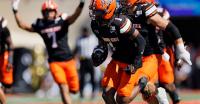 Oklahoma State pulls ahead in fourth quarter, defeats UCF 42-28