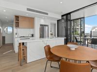‘Almost $1m’: One-bedroom Brisbane riverfront apartment with no carpark fetches $955,000