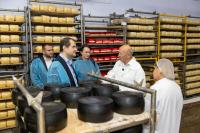 Prime Minister discussed issues with milk producers and processors in Glodeni and Rîșcani