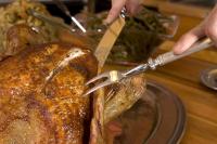 Thanksgiving meal tips: A rookie’s guide to cooking a turkey