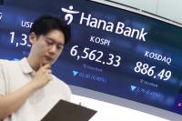 Seoul shares open lower on inflation, Mideast woes