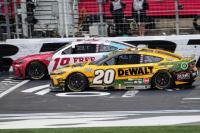 Chase Briscoe holds off teammate Christopher Bell in Charlotte to win 2nd straight playoff race