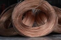 Copper Gains on Easing Rate-Hike Bets and Chile Mine Avalanche