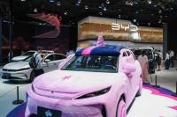 China's auto sales fall 8.4% in September