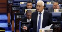 Don’t burden nation’s ‘golden geese’ with political decisions, says Hamzah