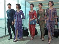 Singapore Airlines Is Retiring A Familiar Part Of Its Iconic Flight Attendant Uniform
