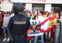 Madrid housing protesters face tension from extremist groups following 12-O march