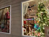 A New Holiday Pop-Up Shop Has Opened in Cedar Rapids’ Czech Village