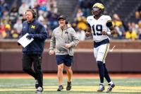 Struggling Michigan not changing quarterback or play-caller