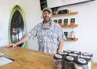 Business Monday: He went from telescope engineer to making craft chocolate in Honokaʻa