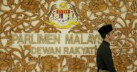 What happens to Malaysia's constituencies if the MP resigns?