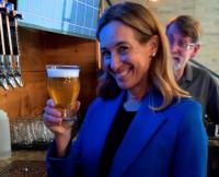 NJ Governor Has a Beer in Egg Harbor Township – and Reaction is Insane!