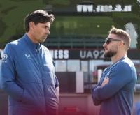 Simons, Foster join Fleming’s England test coaching staff