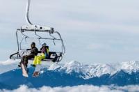 The 7 best ski resorts in the U.S., ranked