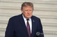 (LEAD) Trump says he 'may' meet N. Korean leader Kim during upcoming Asia trip