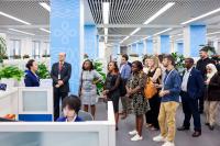 Nearly 200 distinguished guests visit 12345 Hotline to experience Beijing's practice in megacity governance