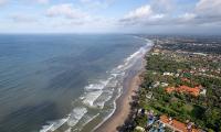Earthquake strikes off the coast of Bali as locals and tourists feel 'hectic' tremors on the island