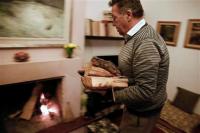 Greece says heating oil benefit to increase by 30% this year