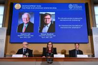 Two Americans are awarded Nobel memorial prize in economics