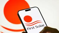 FSLR Stock Slips Overnight: First Solar's AI Power Demand Opportunity Faces Tax Credit Test, Says Analyst