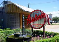 First Look: The Historic Highland Road Grill combines something old and something new
