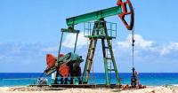 The Cuban government opens the door to private investment in refineries and fuel depots