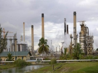Trinidadian government plans to reopen oil refinery