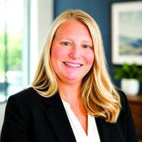 Curtiss chosen as new vice president of Customer Care Center at local bank