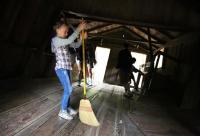 Quirky Oregon Vortex along I-5 in Gold Hill at risk of permanent closure