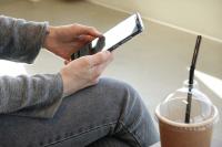How You Use a Smartphone Matters More Than How Long, Study Finds