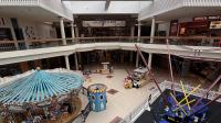 New Jersey's Nostalgic Mall Outside Newark Is Filled With Fun Shops And A '70s Vibe