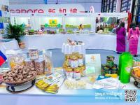 MoC and UYFC Jointly Promote Khmer Products