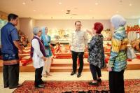 Indonesia prepares UNESCO bid for traditional weaving