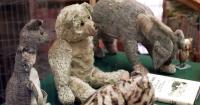 In which Winnie-the-Pooh turns 100 and Britain wants its bear returned from the US