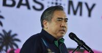 Malaysia PM Anwar urges Transport Minister Anthony Loke to stay on