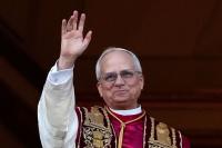 Pope Leo Health Update as Vatican Says He’s Walking, ‘Eating Normally’