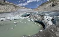 Switzerland's glacier ice shrank 5.5% in 2026, leaving behind 'rock deserts'