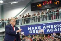 Trump Announces Two Major Economic Deals Ahead of Arizona Midterm Rally