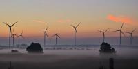Clean Power Funding Surpasses Fossil Fuels, But Rich Nations Keep Bankrolling Dirty Energy: Report