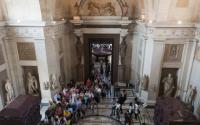 Should International Tourists Pay a Museum Surcharge?