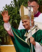 Nebraska Bishop offers his prayers and support to Pope Leo in cancer battle