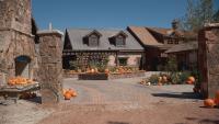 Utah author Brandon Sanderson set to buy Evermore property for Dragonsteel event space