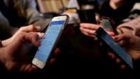 Boston Public Schools considers all-day cellphone ban