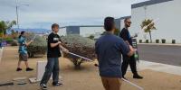 Free lightsaber classes draw strangers together in Las Vegas