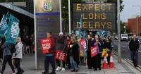 Government and unions inching towards talks but no sign of white smoke