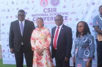 Minister challenges CSIR to tackle plastic pollution