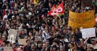 French soccer ethics body calls on fans to keep politics out of stadiums amid student protests