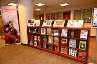 Photos | Taipei Economic and Cultural Office in New York donates 7,417 books to Queens College library