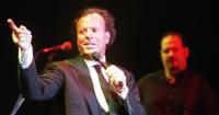 Spanish prosecutors back abuse probe into singer Julio Iglesias
