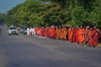 Buddhist monks march for release of anti-Muslim extremist in Sri Lanka